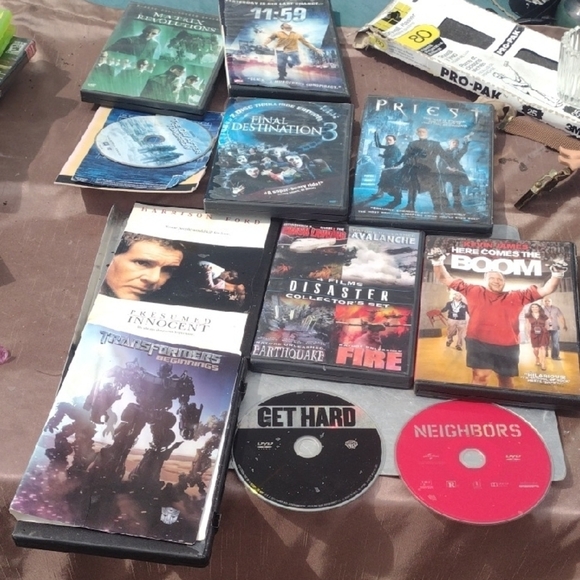 Assorted Movie Disc Collection - Picture 1 of 3